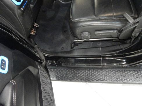 Used 2023 Jeep Wrangler Unlimited Sahara w/ Cold Weather Group image 16