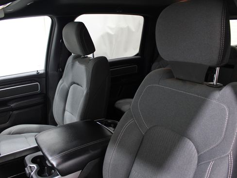 Used 2022 RAM 1500 Big Horn AWD/4WD image 4