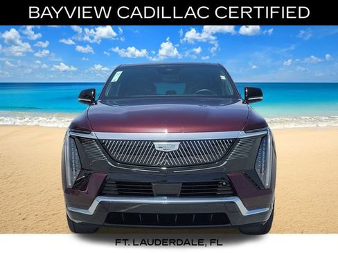 Certified 2025 Cadillac Escalade IQ Luxury 2 w/ LPO, Premium Carpet Package AWD/4WD image 11