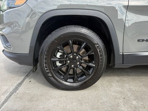 Used 2023 Jeep Cherokee Altitude Lux w/ Lux Elite Package AWD/4WD image 31