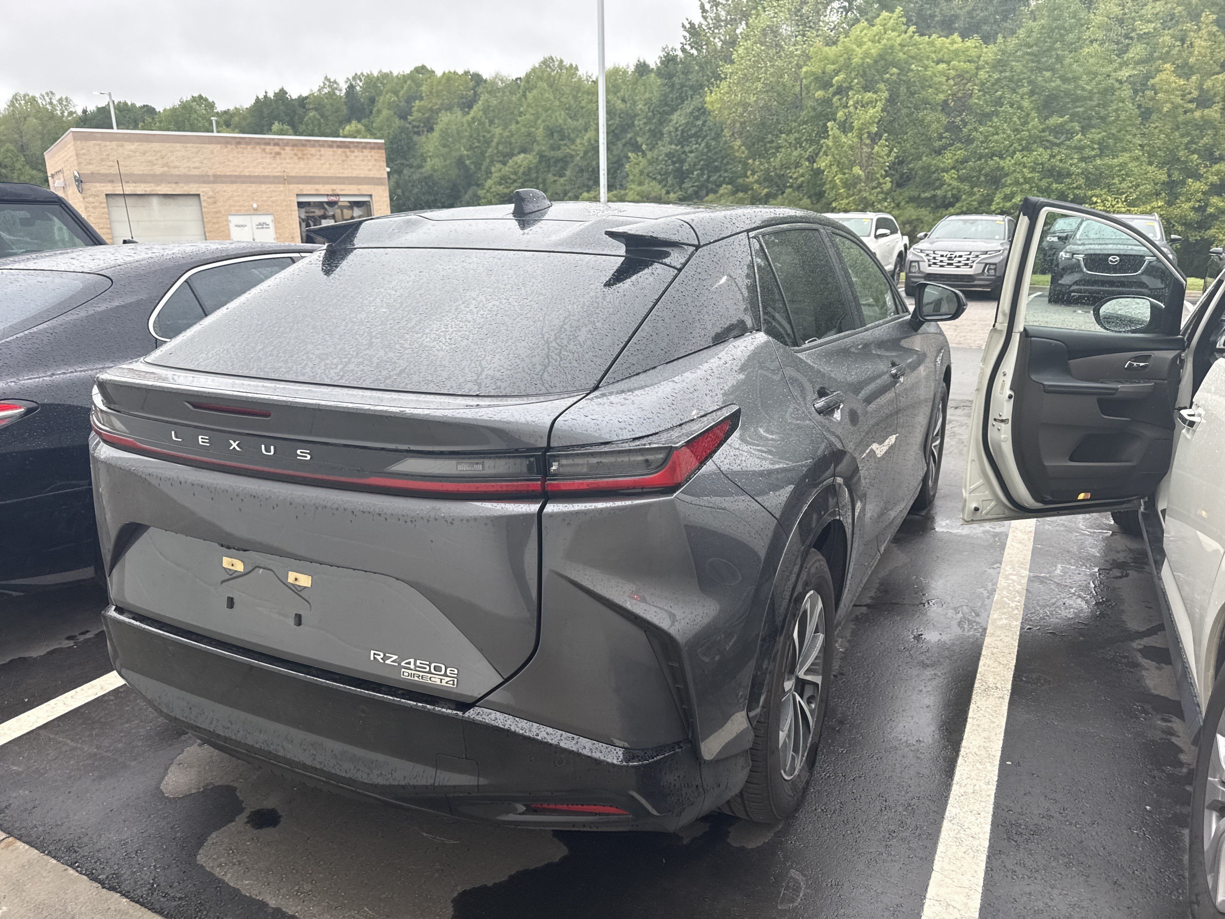 Used 2023 Lexus RZ 450e Premium w/ Technology Package AWD/4WD image 6