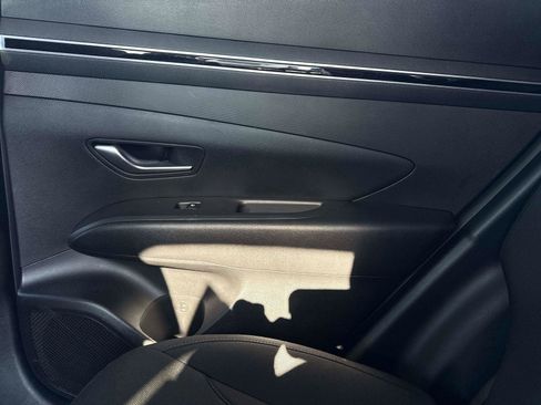 Used 2023 Hyundai Tucson SEL w/ Winter Package image 15