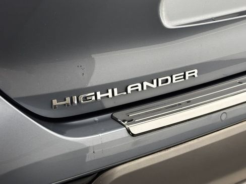 Used 2023 Toyota Highlander Platinum AWD/4WD image 7
