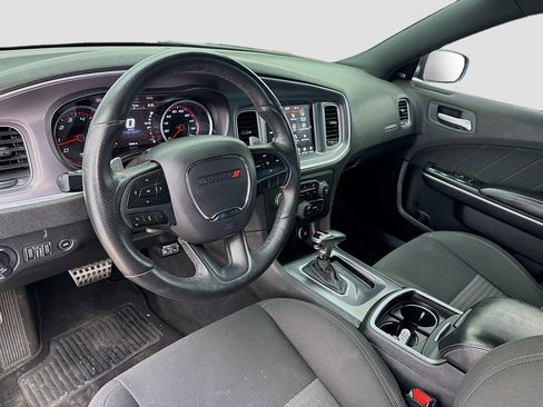 Used 2019 Dodge Charger Scat Pack RWD image 7