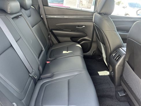 Used 2023 Hyundai Tucson SEL w/ Convenience Package FWD image 14