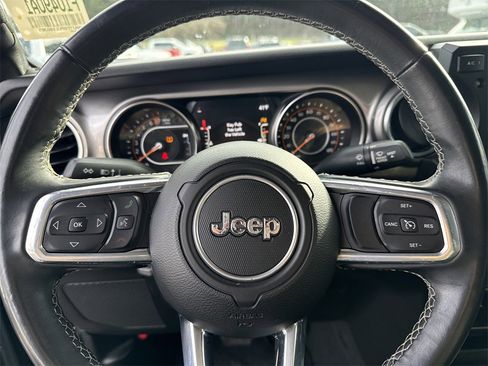 Used 2020 Jeep Gladiator Overland w/ Safety Group image 27