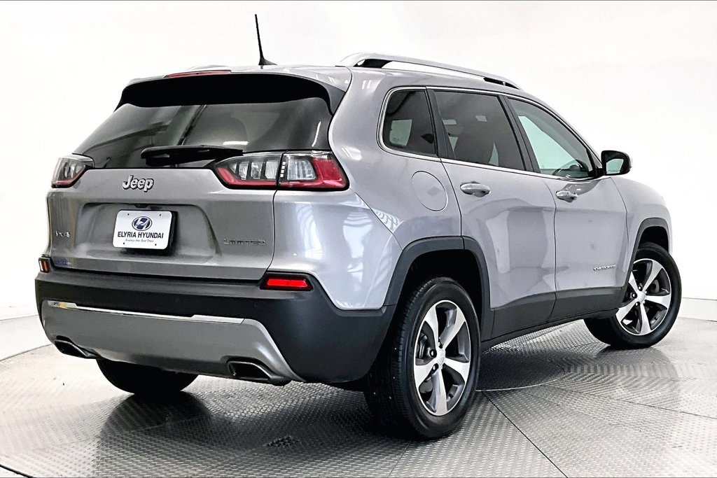 Used 2020 Jeep Cherokee Limited AWD/4WD image 2