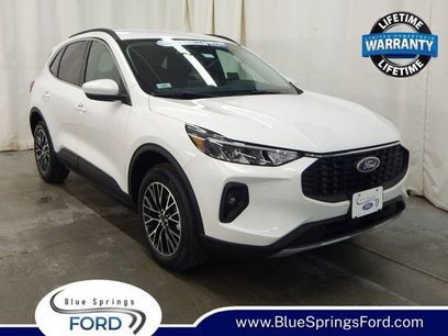 New 2025 Ford Escape SE