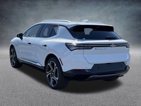 New 2026 Chevrolet Equinox EV LT image 4