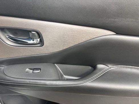 Used 2023 Nissan Murano SV w/ SV Midnight Edition Package image 35