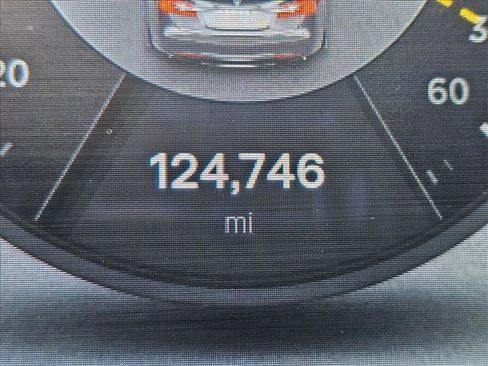 Used 2013 Tesla Model S Performance image 11