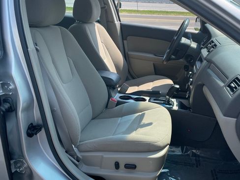Used 2012 Ford Fusion Hybrid FWD image 22