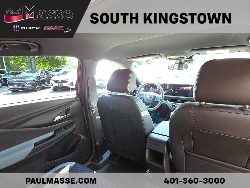 Used 2024 Buick Envista Preferred w/ Convenience II Package FWD image 24