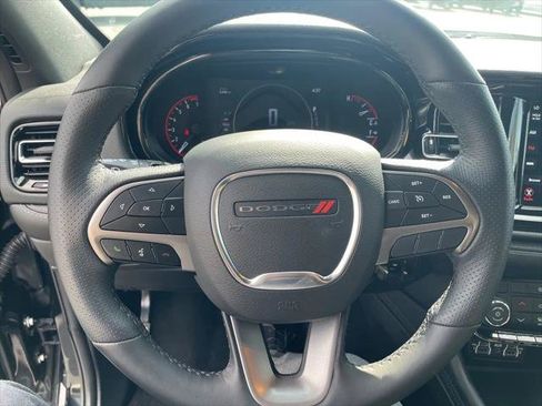 Certified 2023 Dodge Durango SXT w/ Trailer Tow Group IV AWD/4WD image 19