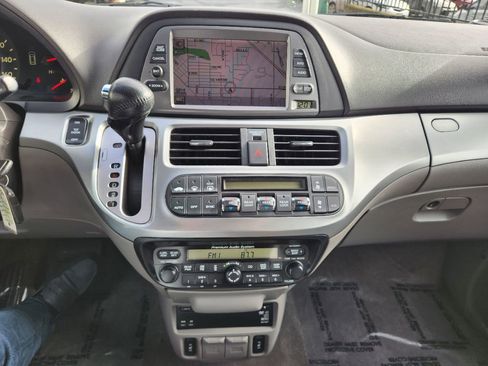 Used 2010 Honda Odyssey Touring image 16
