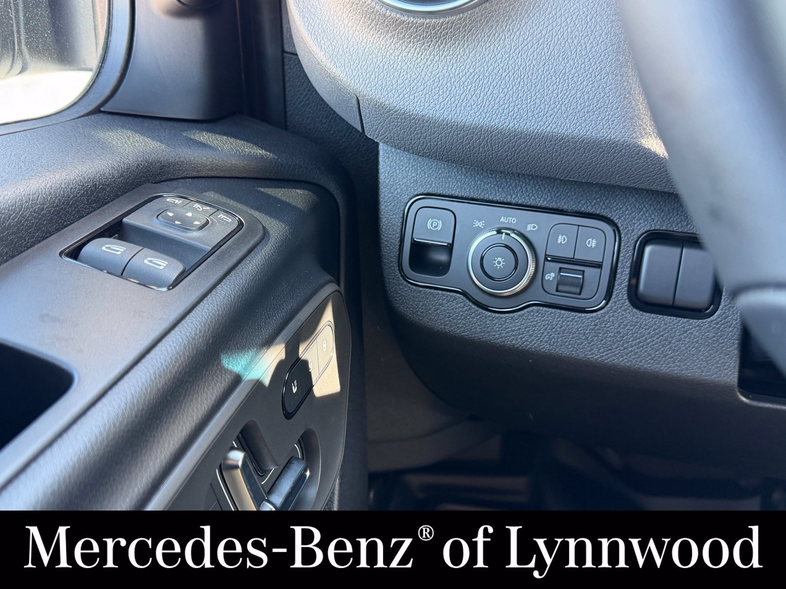 New 2026 Mercedes-Benz Sprinter 2500 image 19