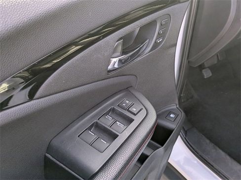 Used 2023 Honda Ridgeline Black Edition image 11