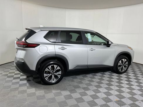 Used 2023 Nissan Rogue SV image 19