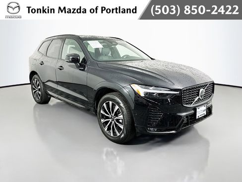 Used 2025 Volvo XC60 B5 Plus AWD/4WD image 1