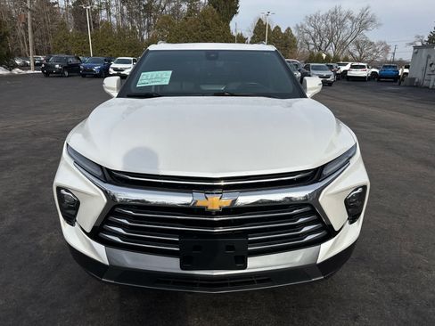 Used 2024 Chevrolet Blazer Premier w/ Driver Confidence II Package image 8