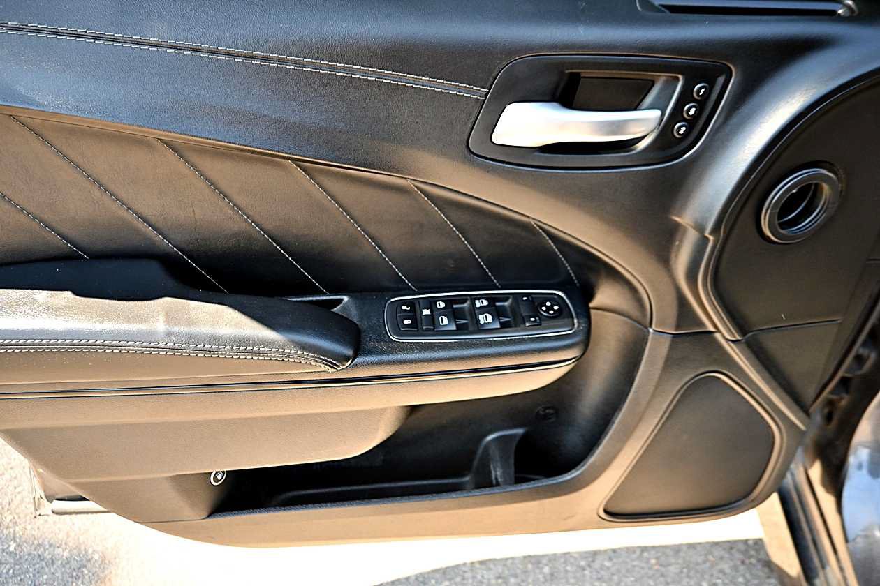 Used 2019 Dodge Charger GT RWD image 18