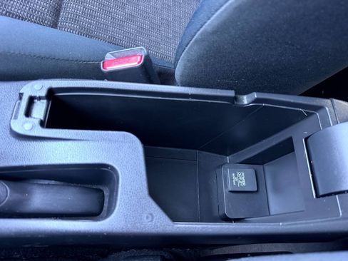 Used 2016 Honda Fit LX image 40
