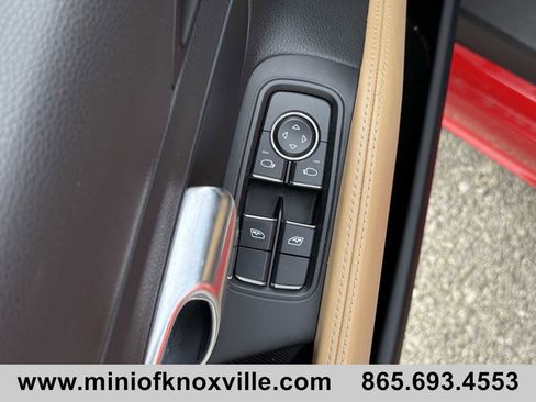 Used 2022 Porsche 718 Cayman image 14