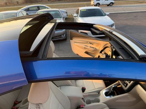 Used 2012 Volkswagen Eos Komfort image 9