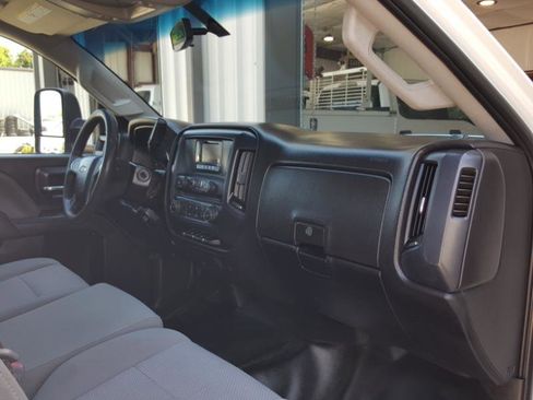 Used 2015 Chevrolet Silverado 3500 W/T image 10