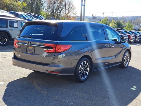 Used 2024 Honda Odyssey EX-L image 5