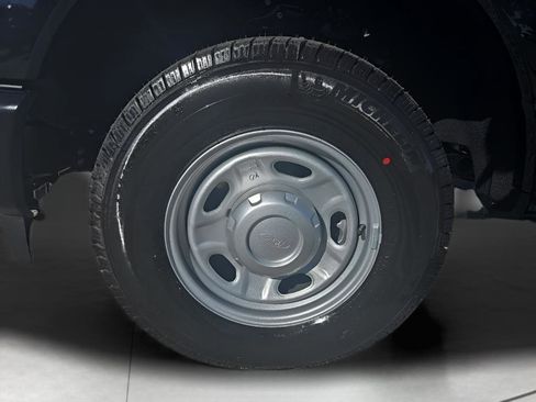New 2026 Ford F250 XL w/ F-250 >10K GVWR Package RWD image 9
