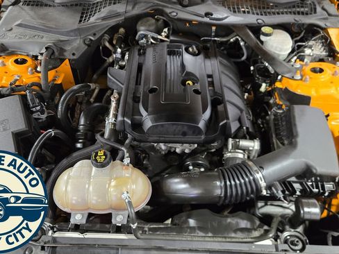 Used 2019 Ford Mustang Premium w/ Ford Safe & Smart Package RWD image 32