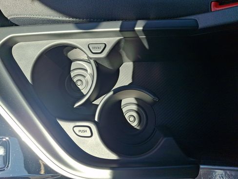 New 2026 Kia Niro LX FWD image 16
