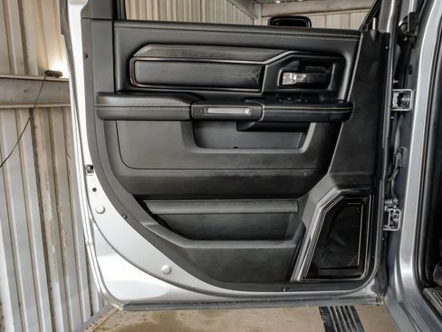 Used 2024 RAM 2500 Limited AWD/4WD image 48