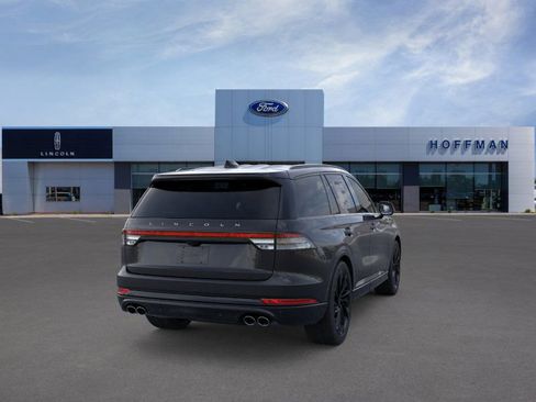 New 2026 Lincoln Aviator Reserve image 8