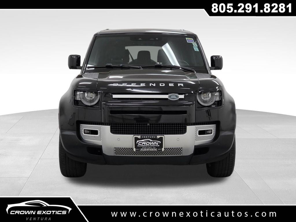Used 2023 Land Rover Defender 130 SE AWD/4WD image 2