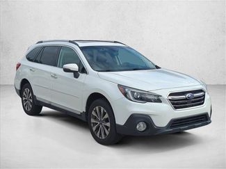 Used 2019 Subaru Outback 2.5i Touring AWD/4WD video 3