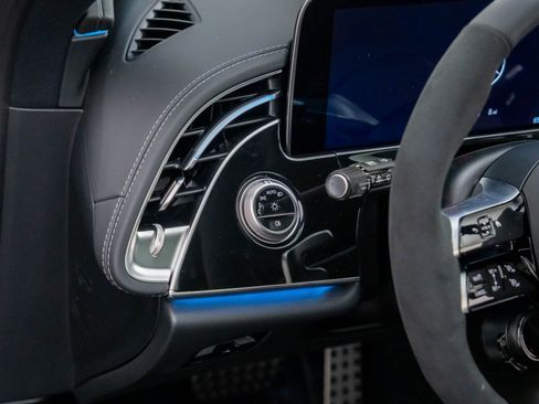 New 2026 Mercedes-Benz E 53 AMG 4MATIC Sedan image 21