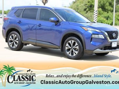 Used 2022 Nissan Rogue SV w/ SV Premium Package