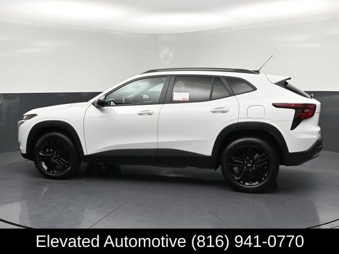 Used 2025 Chevrolet Trax ACTIV w/ Driver Confidence Package FWD image 25