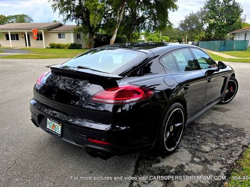 Used 2016 Porsche Panamera GTS image 90