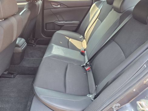 Used 2019 Honda Civic Sport image 25