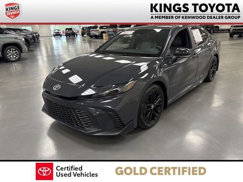 Certified 2025 Toyota Camry SE FWD image 4