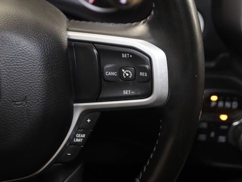 Used 2021 RAM 1500 Big Horn AWD/4WD image 32