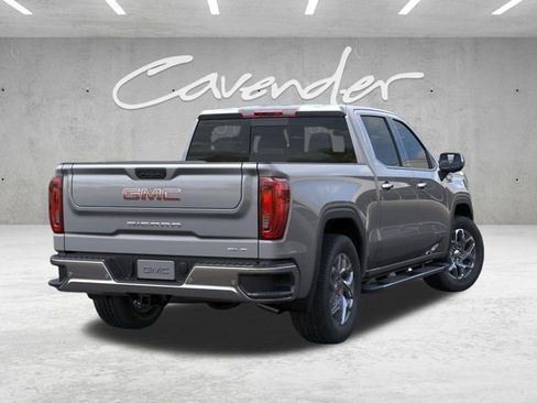 New 2026 GMC Sierra 1500 SLT image 4