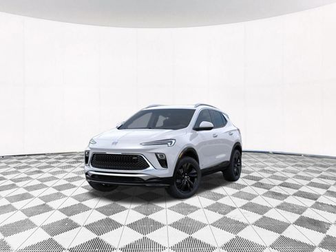 New 2025 Buick Encore GX Sport Touring image 2