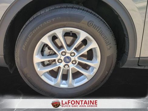 Used 2022 Ford Escape SE w/ Convenience Package AWD/4WD image 32