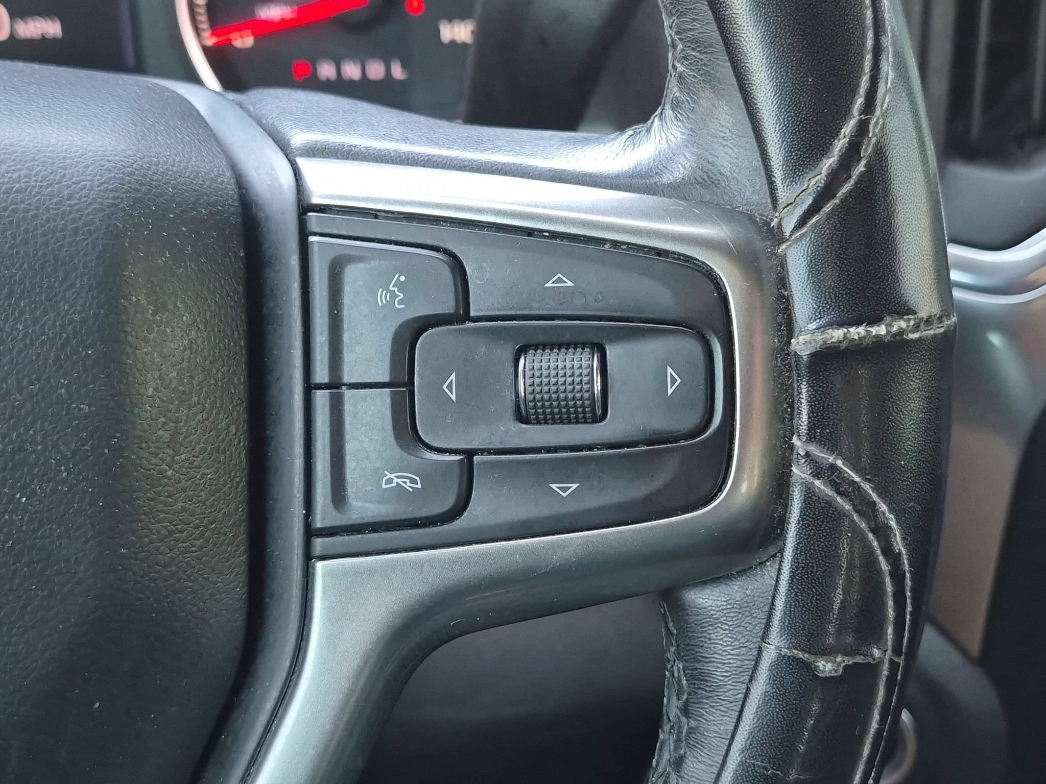 Used 2021 Chevrolet Silverado 1500 LT RWD image 23