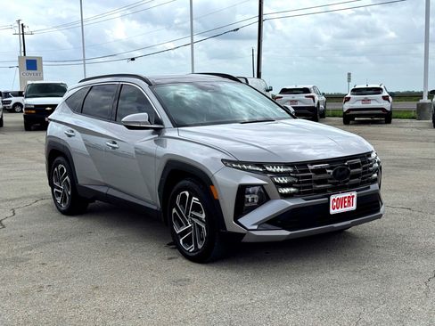 Used 2025 Hyundai Tucson Limited image 4