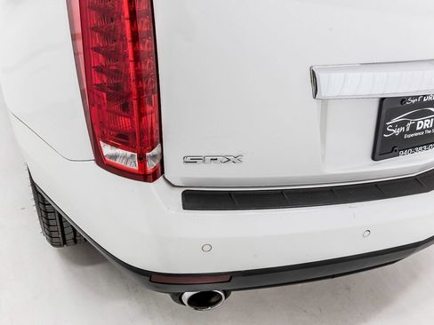 Used 2014 Cadillac SRX Luxury w/ Driver Awareness Package image 5